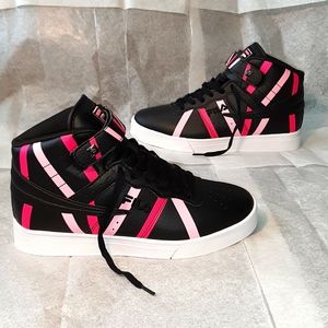 Fila Sneakers Brand NEW Women size 8